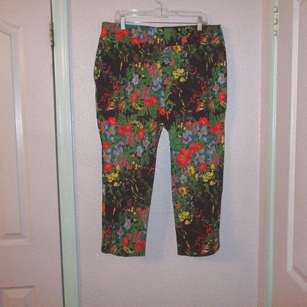Soft Surroundings Dark Floral Pull On Ponte Pants Size XL P High Rise Crop NEW